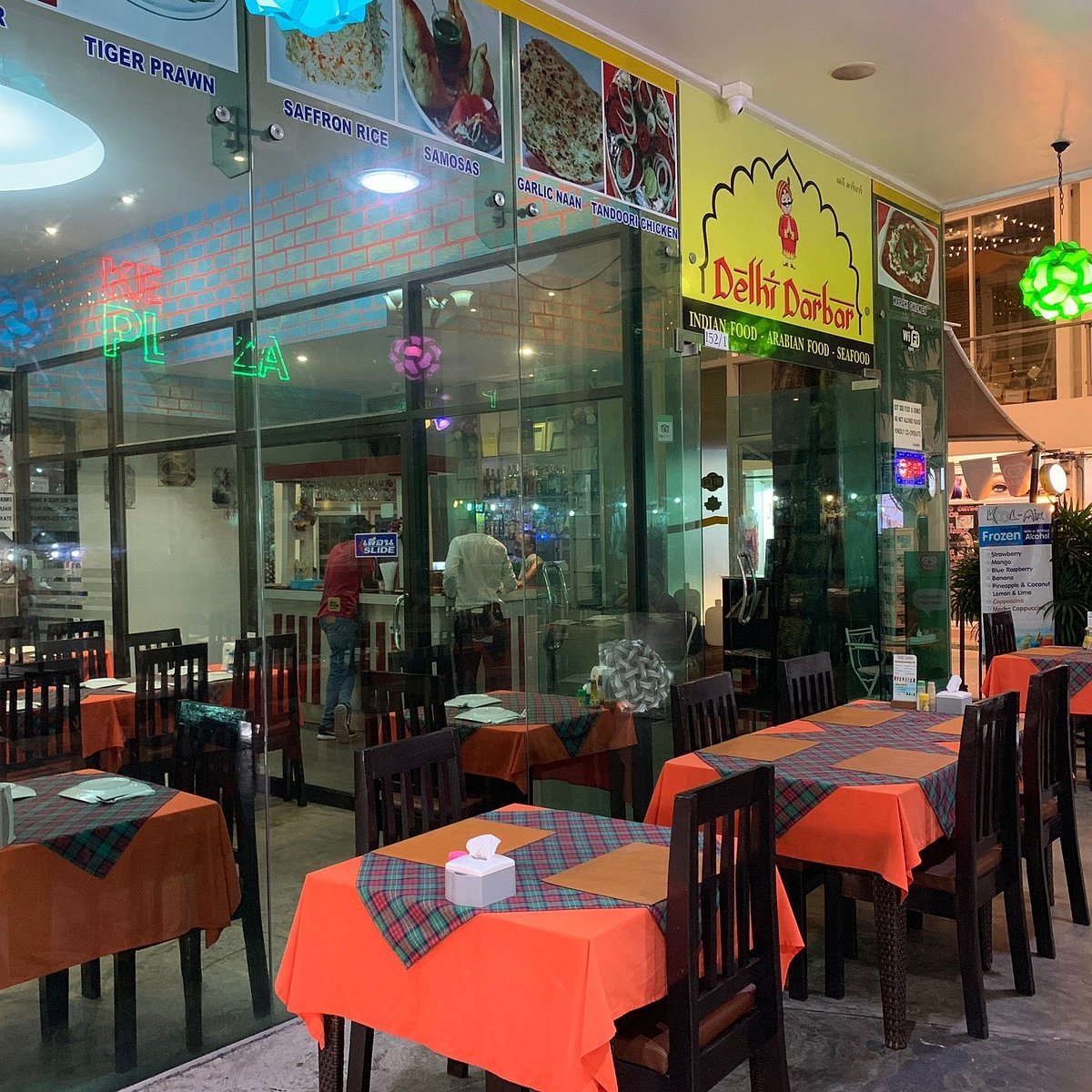 Canteen Garlic Naan 425g