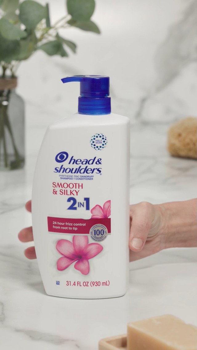 Head & Shoulder Smooth & Silky 2 in 1 370ml - Health & Care