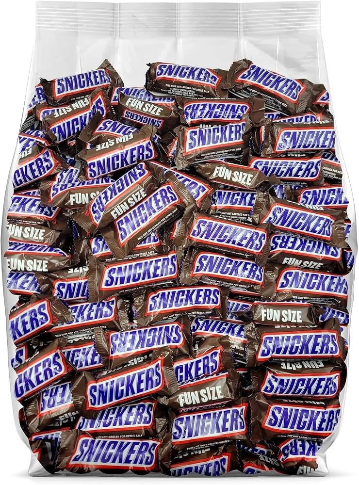 SNICKERS Chocolate Bar